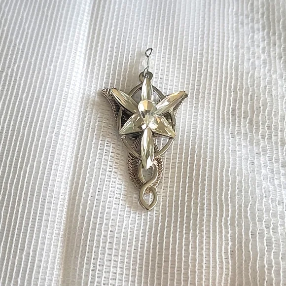 Source Unknown Jewelry Replica Of The Evenstar Necklace